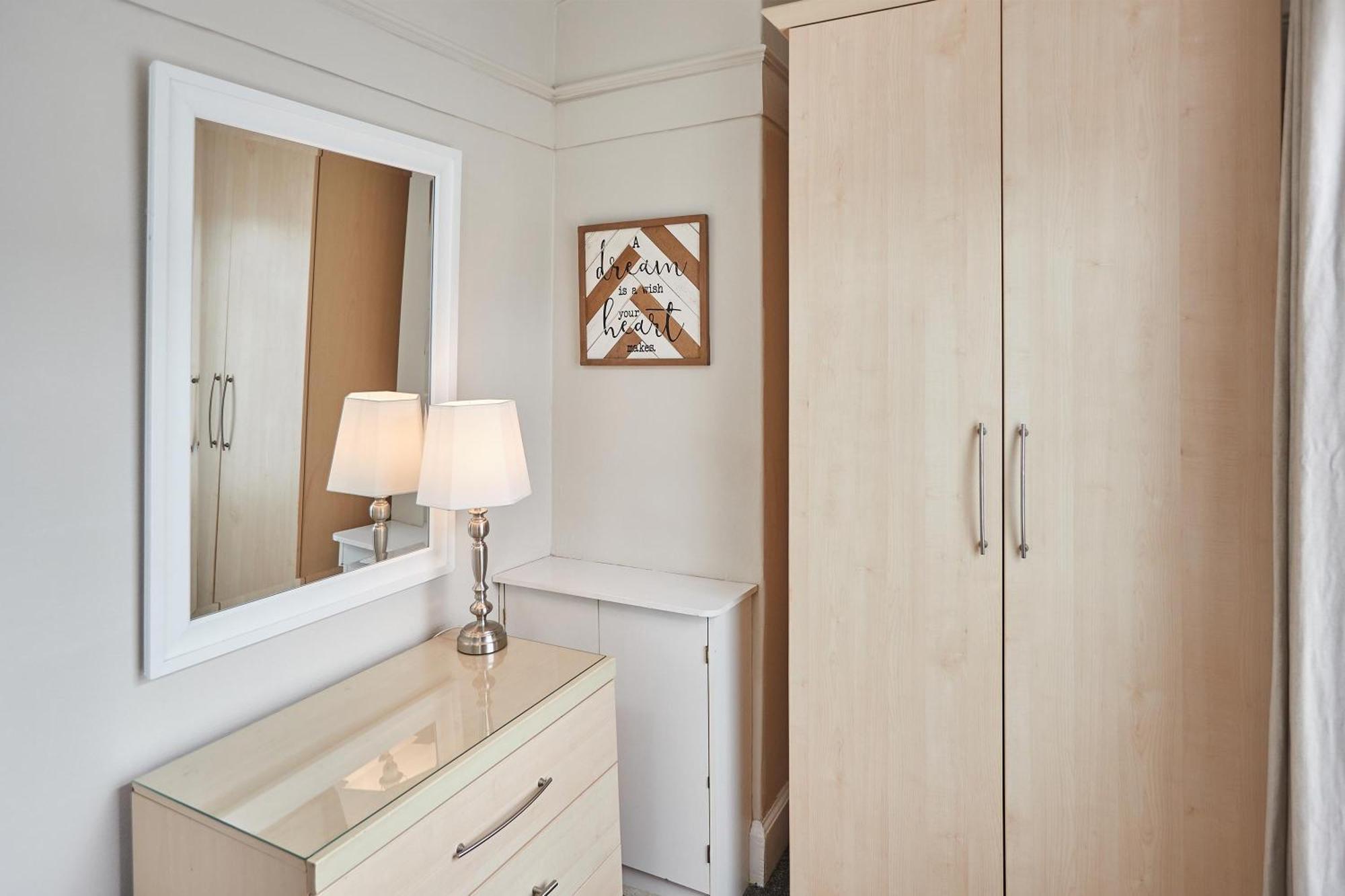 Glencoe Holiday Apartments Whitby Extérieur photo